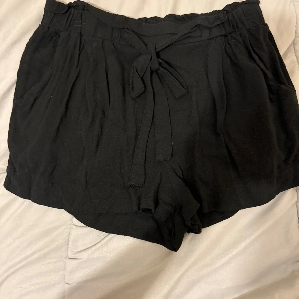 Ambience Apparel Linen Shorts S